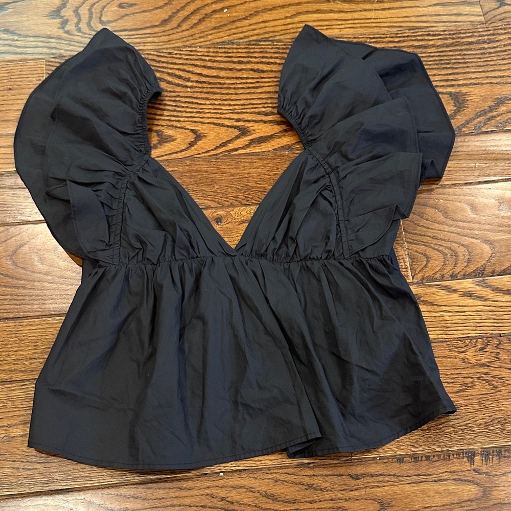 Chic Black Ruffled Women's Blouse